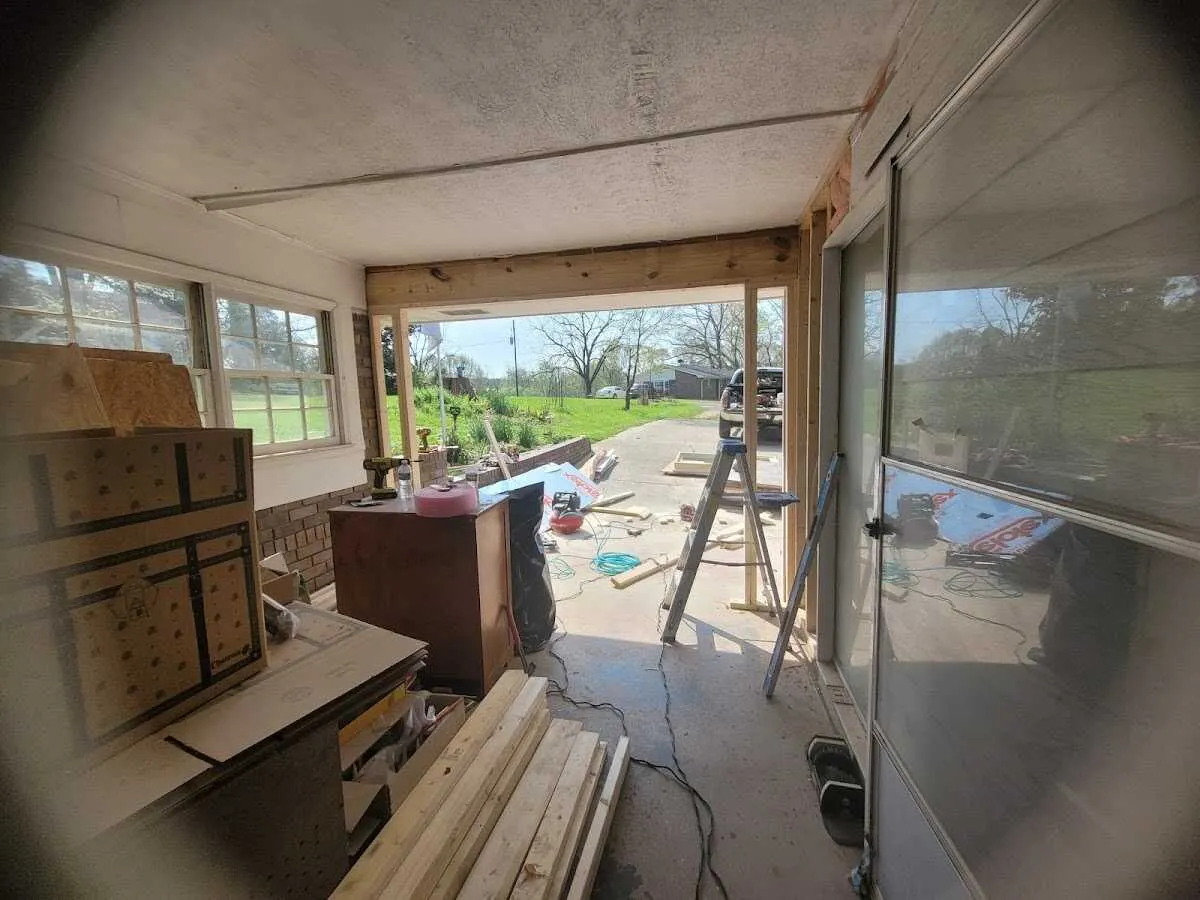 Air movers and dehumidifier for Drying & Dehumidification in Collegedale